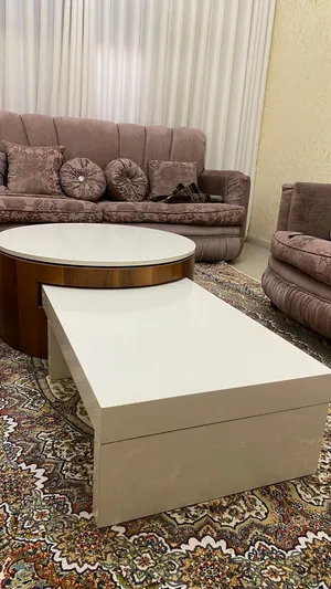 طاولة مستديره + طاولة طولي متصله ومنفصله