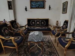 صالون متكامل +  ترابيزه رخام +  2  ترابيزه ركن رخام/ + سجاده بجوده جيده جدا