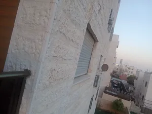شقة للبيع بالجندويل خلف فندق لارسا أو للبدل على شقة اصغر