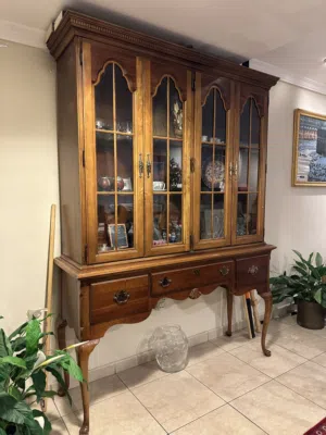 Classical Solid Wood China Cabinet