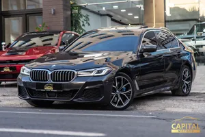 Bmw 530e M Package 2021 Plug in hybrid   السيارة مميزة جدا