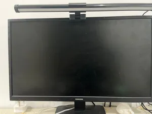 24 Samsung monitors for sale  in Al Riyadh