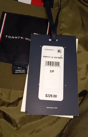 جكيت TOMMY HILFIGER اخضر مقاس s/m