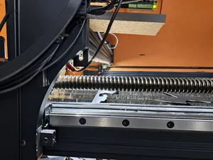 ماكينة ليزر CO2 مساحة 130x130 سم 90W