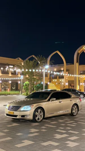 Used Lexus LS in Al Batinah