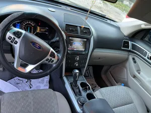 Used Ford Explorer in Ras Al Khaimah