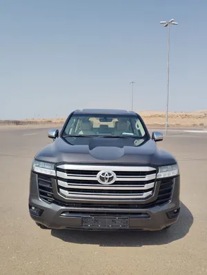 للبيع لاندكروزر 2022 نظيف جدا
