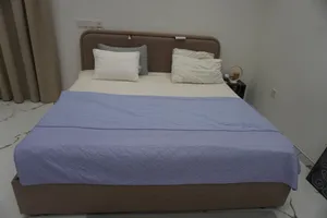 BEDROOM BEDS FOR SALE – LIKE NEW