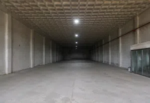 مستودع صناعات خفيفة للايجار في ابوعلندا (مدينة الانماء الحرفية)