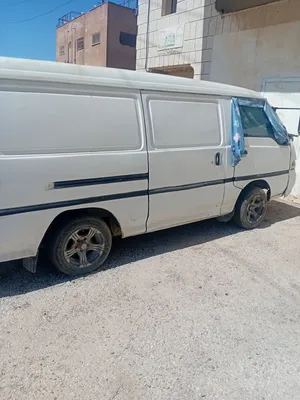 باص فان H100