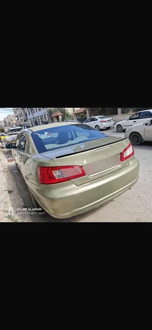 ميتسوبيشي جلنت 2009 بسعر مميز