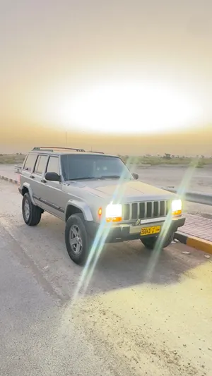 جيب شروكي للبيع او بدل بما يناسب