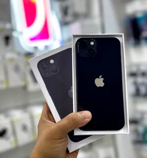 أقوى عرض : iPhone 13 256gb هواتف بحالة الوكالة مع ضمان و ملحقات أصلية و بأقل سعر لا يفوتك بأقل سعر