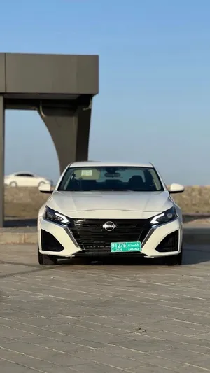 Used Nissan Altima in Al Batinah