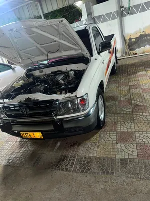 Used Toyota Hilux in Al Batinah