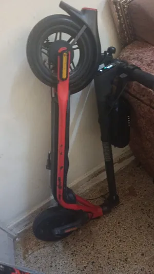 البيع سكوتر كهربائي استعمال بسيط للبيع مستعجل