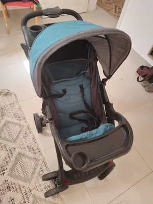 عربة أطفال ماركة مميزة