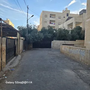 بيت مستقل طابقين مع ارض