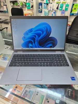 Dell 3561 , i7 , 11th gen , 16/512 , 4gb Nvidia graphic card , H processor used excellent condition
