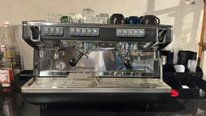 اللبيع مكينة قهوة SIMONELLI
