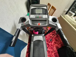 جهاز سير رياضى مع جهاز مساج