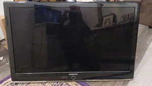 سامسونج 42 بوصه بدون ريموت والسعر 20 دينار