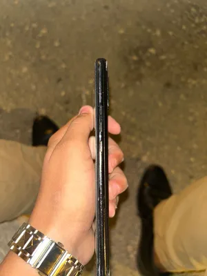 هاتف هونور X9c مستعمل بحالة جيدة مع شاحن وتخزين 128 جيجابايت