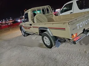 Used Toyota Land Cruiser in Al Sharqiya