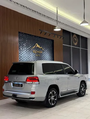 Used Toyota Land Cruiser in Basra