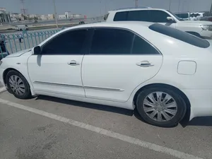 TOYOTA CAMRY 2008 بها تامين وملكيه سنه