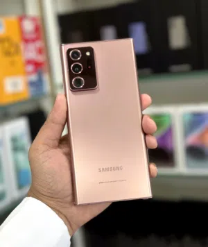 عرض خااص : Samsung note 20 ultra 256gb هاتف نظيف جدا بحالة الوكالة بدون اي شموخ أو مشاكل مع الضمان