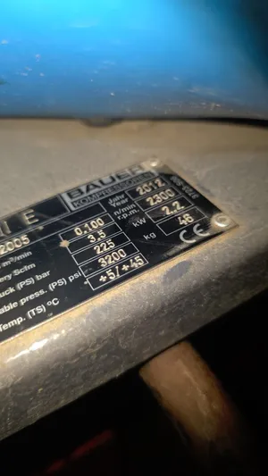 BAUER JUNIOR II High Pressure Breathing Air Compressor – 2012 Model