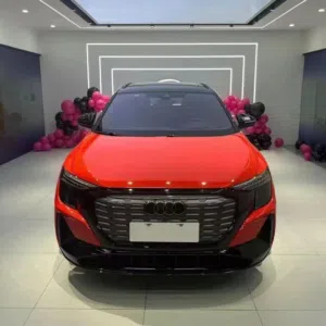 اودي Q5 اي ترون الكهربائية بالكامل كروس اوفر 6 مقاعد موديل black edition edition one2022