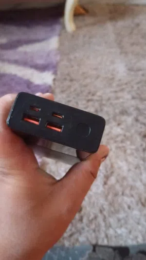 باور بنك للبيع بحالة ممتازه