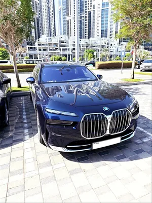 BMW 735i 2023 خليجي43350 كم فل مواصفات Business Bay