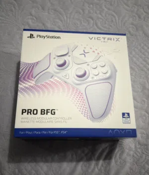 VICTRIX PRO BFG CONTROLLER PS5 ( quick sale )