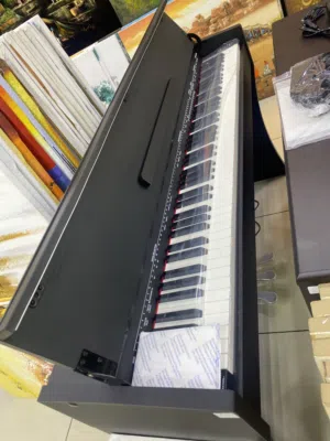 بيانو dp1200 خشب ممتاز كهربائي 88 مفتاح لون اسود عدة مداخل بدال متوفر توصيل ب 3د لكافة المحافظات