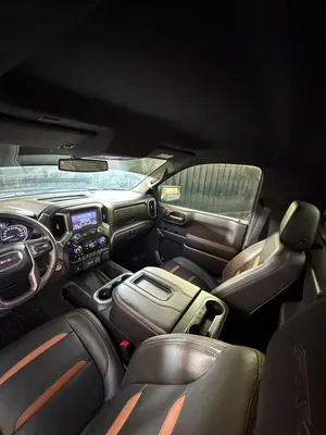 Used GMC Sierra in Ajman
