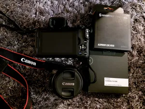 Canon M50 Mark II w/ Lens 15-45mm f/3.5, CineBloom Diffusion Filter lightly used perfect condition