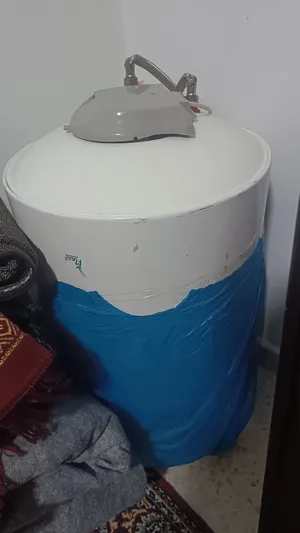 قيزر 80 لتر للبيع بحالة الوكاله استخدام فتره بسيطه