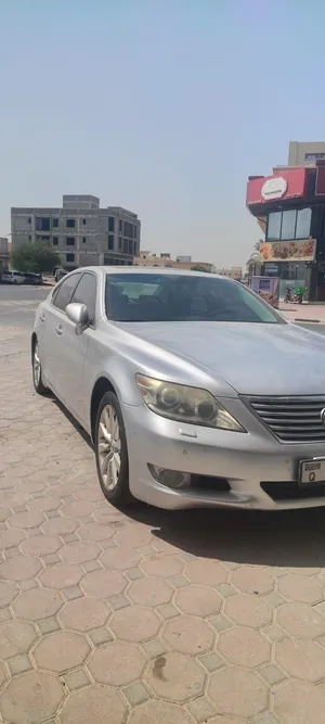 لكزس ال اس 460 بحالة جيدة للبيع مواصفات امريكية مع كراسي مساج
