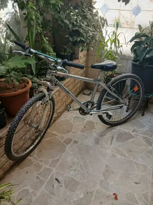 بسكليت جبلية ماركة Decathlon rockorider 500