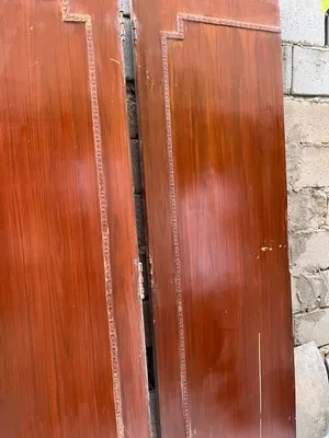 ابواب داخليه نضيفات سعرهن 100 وبيهن مجال الي يفيدنه يجي خاص