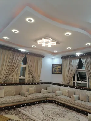 فلا كونر للبيع المعبيلة حي العز ثلاث طابق جديدة
