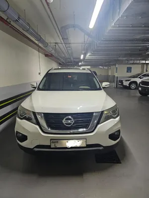 Nissan Pathfinder 2018 Gcc SV  ready to drive