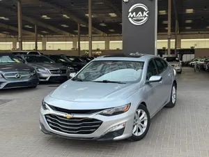LT / 1.5T V4 / PANORAMIC SUNROOF / APPLE ANDROID AUTO / RIMS / KEYLESS ENTRY AND START