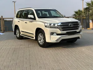 تويوتا لاندكروزر VXR خليجي 2017