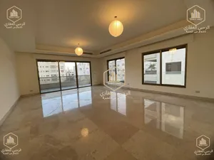 شقة * سووبر ديلوكس * 255م * 4 نوم * 2 ماستر * عبدون