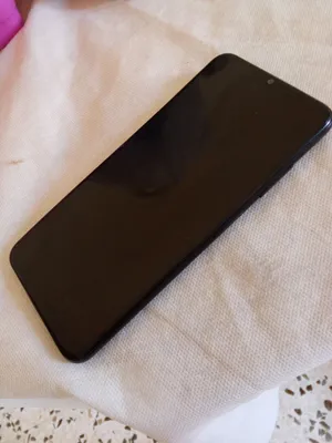 Samsung galaxy A03s حاله جيد جدا الشاش و السماعات جيد جدا