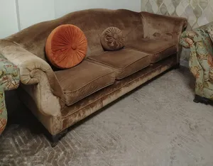أثاث كنب اميركي وقطع اخرى